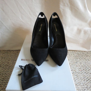 Nicholas Kirkwood black heels with pearl